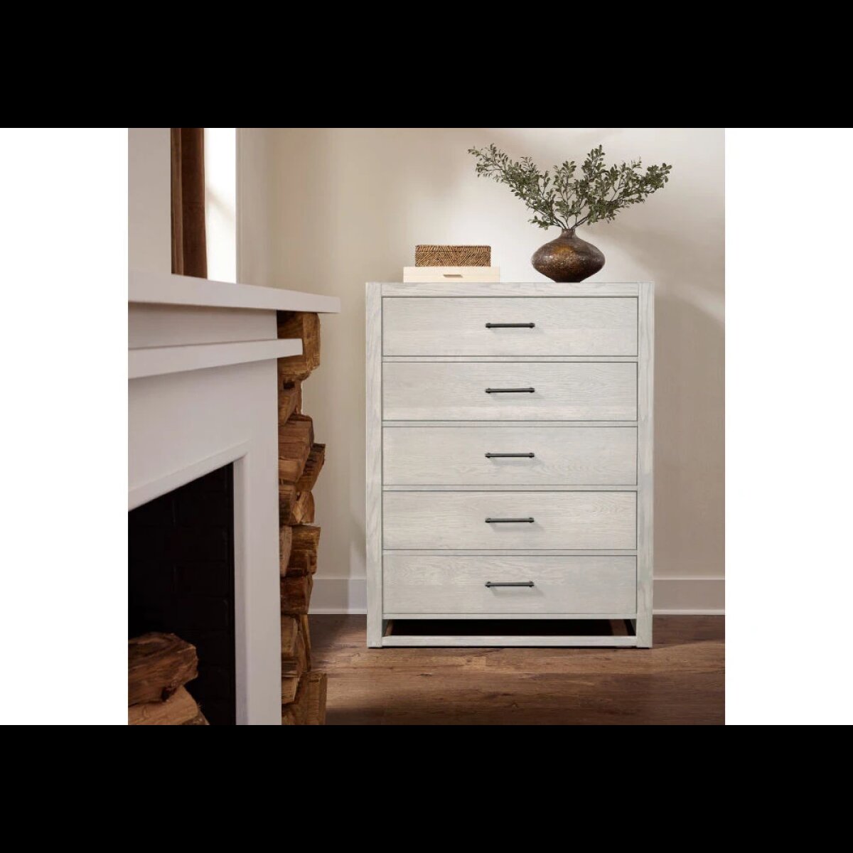 4641f544ce17aa2514d40d9d59aac1e0 Lodge & Loft Chest - 5 Drawer - 844-115 - Image 1